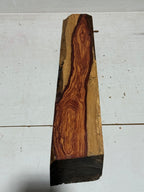 Dalbergia oliveri wood